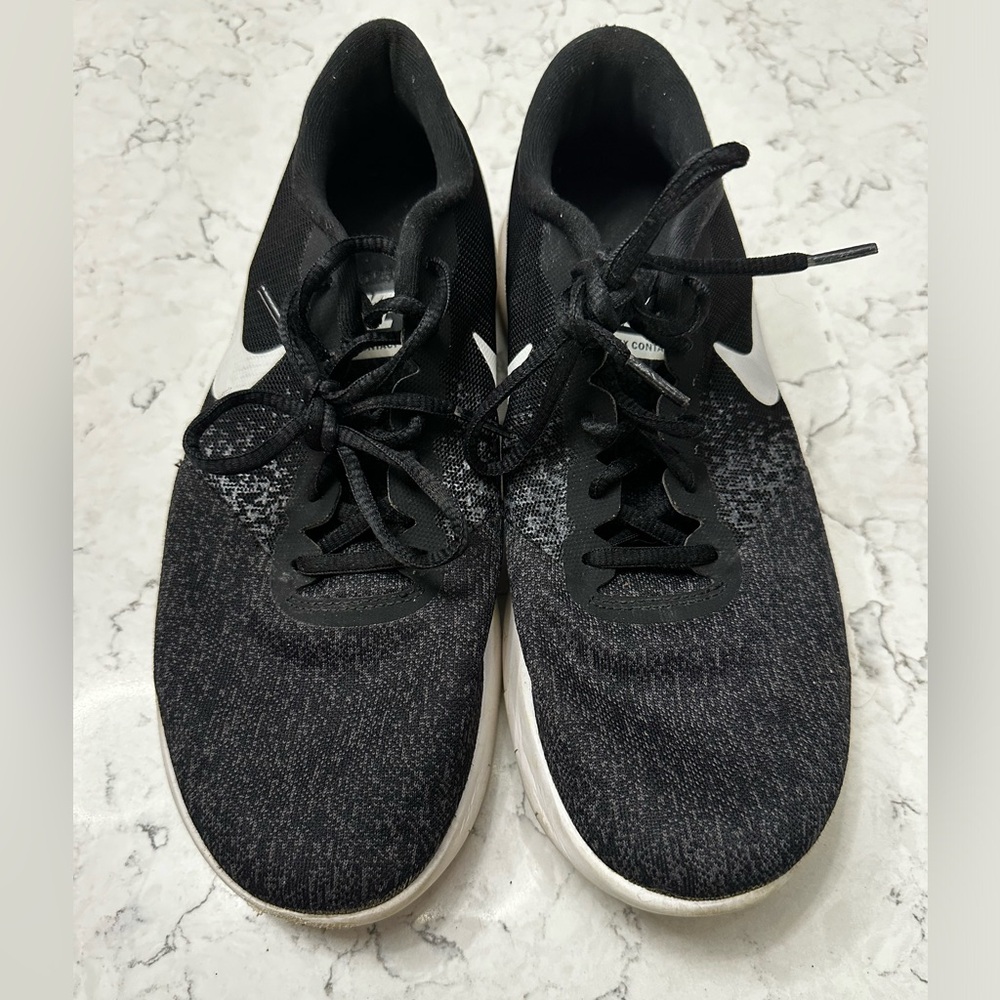 Nike Flex Contact Women’s 11 Sneakers Black White Gray Running Shoes 908995-001